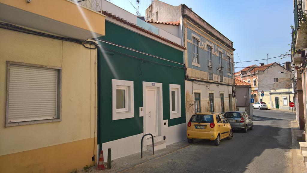 Casa Janelas Da Fonte Novaセトゥーバル エクステリア 写真